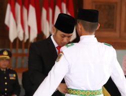 Mas Lindra Kukuhkan Paskibraka Tuban 2025, Ini Pesannya