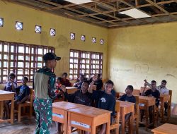 TNI Tanamkan Wawasan Kebangsaan dan Asah Kemampuan Berhitung di SMP Krounjendit Mindiptana