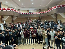 Polres Kolaka Laksanakan Pengamanan Unjuk Rasa secara Humanis di Bawah Pimpinan Kapolres