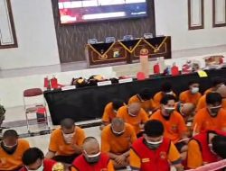 Polisi Amankan 315 Pelaku Aksi Massa Anarkis Pasca Demonstrasi di Surabaya