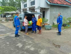 Sat Polair Polres Lampung Selatan Salurkan Beras SPHP untuk Nelayan, Disertai Himbauan Kamtibmas
