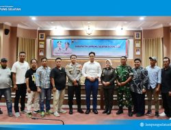 “Bupati Lampung Selatan Janji Tindaklanjuti Laporan Dugaan Penyalahgunaan Kewenangan Kades Hara Banjar Manis”