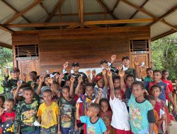 Implementasi Program Calistung oleh TNI Untuk Mendukung Pembangunan SDM di Kampung Kombut