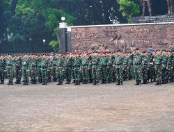 Mabes TNI Gelar Upacara Bendera 17-an; Tingkatkan Disiplin Prajurit TNI di Lapangan dan Ruang Siber