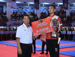 Wakil Panglima TNI Resmi Tutup Open Karate Tournament Piala Panglima TNI 2025
