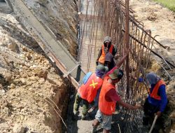 Pengerjaan Proyek Jembatan Padang – Trucuk Bojonegoro Tanpa Begisting, Rentetan Penyimpangan Nampak Menganga