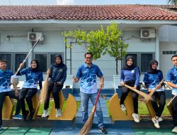 Wujudkan Lingkungan Kerja Bersih dan Nyaman, Lapas Kalianda Gelar Kegiatan Jumat Bersih