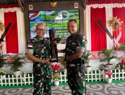 Personel Kodim Beserta Persit Terima Pengarahan Pangdam XVII/Cenderawasih