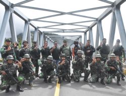 Yakinkan Situasi Tetap Kondusif, Dandim 1710/Mimika Pimpin Langsung Patroli Wilayah