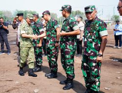 Kasum TNI Tinjau Keberhasilan Satgas PKH Amankan Ribuan Kubik Kayu Ilegal