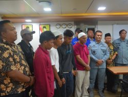 Bakamla RI Jemput Empat Nelayan Indonesia di Perbatasan Laut Indonesia–Malaysia