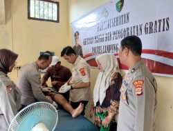 Suasana Akrab Warnai Sunatan Massal di Polsek Candipuro, Anak Disabilitas Ikut serta