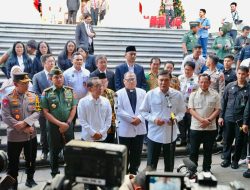 Mendagri Bersama Sejumlah Menteri Pantau Kesiapan Ibadah Malam Natal 2025 di Jakarta