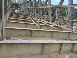 TNI Bantu Percepat Pemulihan Akses di Aceh, Sumbar, dan Sumut, Prajurit Turun Langsung Bangun Jembatan Bailey