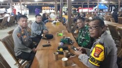 Kapolsek Kalianda Tetap Kawal Keamanan Malam Tahun Baru Meski Hujan