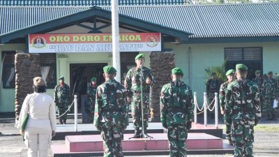 Dandim 1710/Mimika Pimpin Upacara 17-an, Tekankan Kewaspadaan dan Sampaikan Amanat Kasad 6