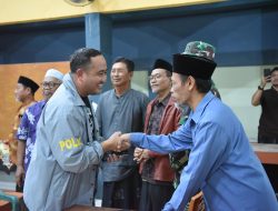 Kapolres Gresik Tegaskan Komitmen Jaga Kamtibmas Usai Mediasi Warga Campurejo dan Banyutengah