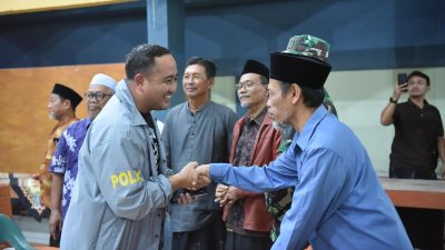 Kapolres Gresik Tegaskan Komitmen Jaga Kamtibmas Usai Mediasi Warga Campurejo dan Banyutengah 8