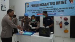 Polres Tuban Gelar Tes Urine Pada Pejabat Utama dan Kapolsek Jajaran