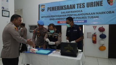 Polres Tuban Gelar Tes Urine Pada Pejabat Utama dan Kapolsek Jajaran 6