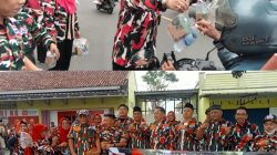 Menebar Kebaikan di Bulan Suci Ramadan, Markas Cabang LMP Bagikan Ratusan Takjil Kepada Para Pengguna Jalan. 2