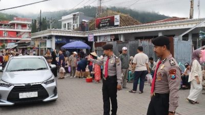 Libur Lebaran Polres Magetan Maksimalkan Pengamanan Wisata Telaga Sarangan 6