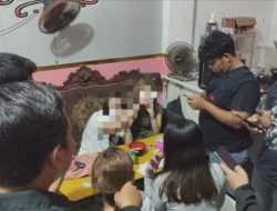 Polres Gresik Amankan 16 Orang dan Puluhan Botol Miras di Cerme, Respons Aduan “Cak Rama”