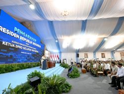 Panglima TNI Dampingi Presiden RI Berikan Pengarahan kepada Ketua DPRD Seluruh Indonesia