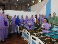 Donor Darah Serentak Wanita TNI dan Dharma Pertiwi Raih Rekor MURI