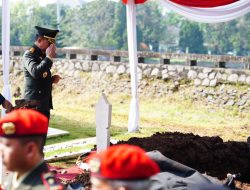 Bentuk Penghormatan Negara, Panglima TNI Pimpin Upacara Pemakaman Militer