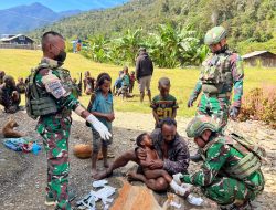Tiga Warga Distrik Sinak Terluka Akibat Penembakan OPM, Dievakuasi dengan Bantuan TNI dan Warga