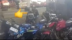 Honda Beat di Warkop di Colong Dua Maling Kebonsari Gayungan Surabaya