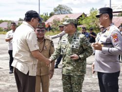 Panglima TNI Dampingi Menhan RI Tinjau Penertiban Lahan Tambang  di Kalteng