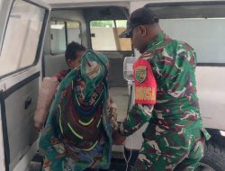 Koramil 1714-01/Mulia Menjadi Pelindung Rakyat Dampingi Evakuasi Korban Menuju RSUD Nabire