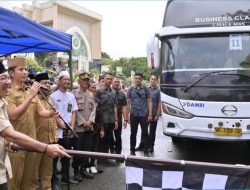 Tangis Haru Iringi Keberangkatan 413 Jemaah Haji Lampung Selatan, Bupati Radityo Egi Pratama Titip Pesan Menyentuh
