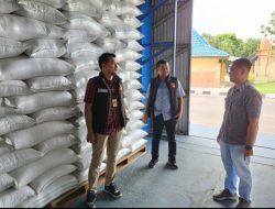 Satgas Pangan Polres Ngawi Cek Gudang Bulog Pastikan Stok Beras dan Jagung Aman