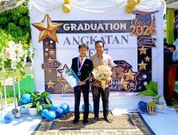 Dua Putra-Putri Desa Gedung Harta Raih Prestasi di Pelepasan SMPN 2 Penengahan: Dian Juara Pidato Provinsi, Meysa Peraih TKA Bahasa Indonesia Tertinggi
