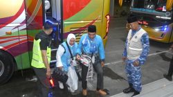 Lanud Sjamsudin Noor Hadir di Tengah Jamaah, Mengawal Keberangkatan Haji dengan Sepenuh Hati