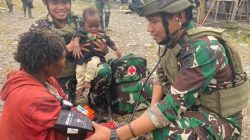 Prajurit Koops TNI Habema Serentak Berikan Pelayanan Kesehatan di Pelosok Papua