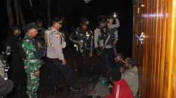 Sinergitas TNI–Polri Perketat Patroli Gabungan, Jaga Keamanan Serta Cegah Kriminalitas Dan Tegaskan Ketertiban di Kota Puncak Jaya