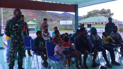 Kodim 1714/Puncak Jaya Gelar Nobar Piala Dunia 2026 Bersama Masyarakat 6