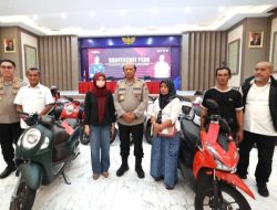 Polda Jatim Kembalikan Motor Korban Curanmor dan Begal Tanpa Biaya