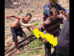 Hari Keempat Pencarian, Jenazah Bocah 6 Tahun Khenzi Gunawan Ditemukan di Tumpukan Sampah Jembatan Ambruk Sungai Way Pisang 2