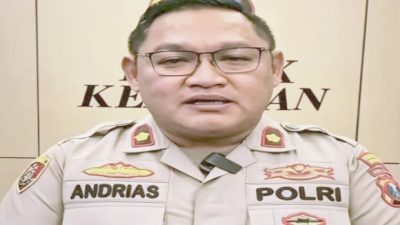 Kapolsek Kenjeran Paparkan Kasus Maling HP Kalilom Lor Surabaya: Dua Pelaku Dengan Modus Menagih Hutang ke Korban 8