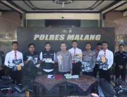 Polres Malang Amankan Dua Pemuda Bawa Sajam Saat Penyekatan Malam 1 Suro