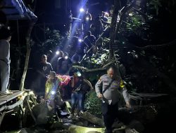 Babinkamtibmas Desa Canti, Aipda Deni Madyistira. : Remaja yang Hilang Saat Berwisata di Air Terjun 9 Putri Sudah Ditemukan Dengan Selamat