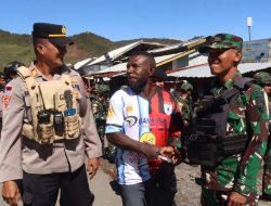 Kodim 1714/Puncak Jaya dan Polri Laksanakan Patroli Cipta Kondisi Kabupaten Puncak Jaya Dalam Kondisi Aman