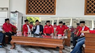 Pelantikan DPC Madas Sedarah Sampang Berlangsung Khidmat, Abah Samsul Arifin Ajak Pengurus Jaga Soliditas dan Pengabdian Kepada Masyarakat 6