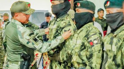 Panglima TNI Anugerahkan KPLB Sekaligus Resmikan Gedung Centralized 6