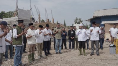 Peletakan Batu Pertama Masjid Al Kautsar, Panglima TNI Dorong Penguatan Nilai Keagamaan dan Kebersamaan Masyarakat 6